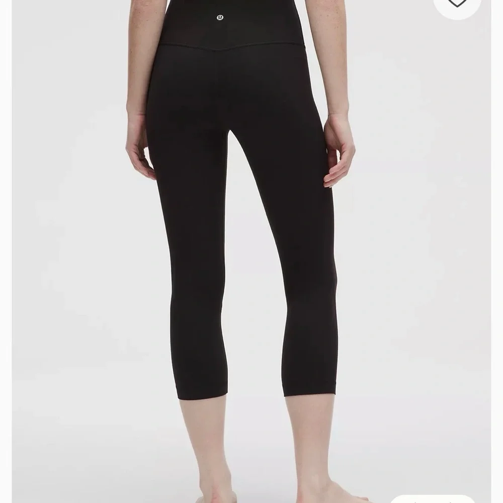 lululemon athletica Black Align HR Crop 21" - Picture 2 of 4